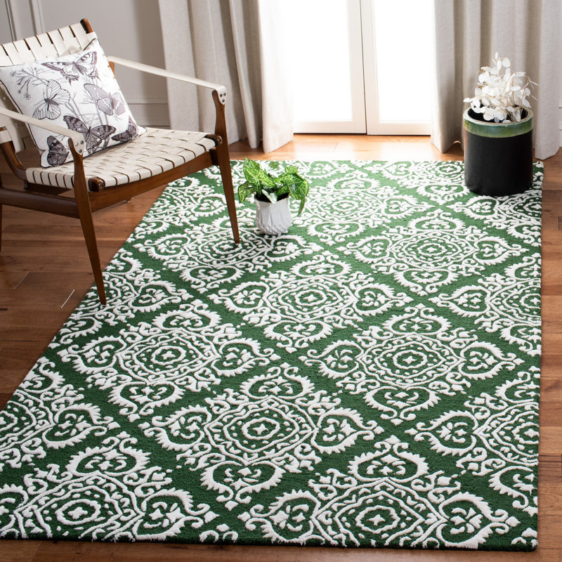 Arissa Hand Tufted Wool/Viscose Damask Rug in Green/Ivory, Rectangle 5' x 8'