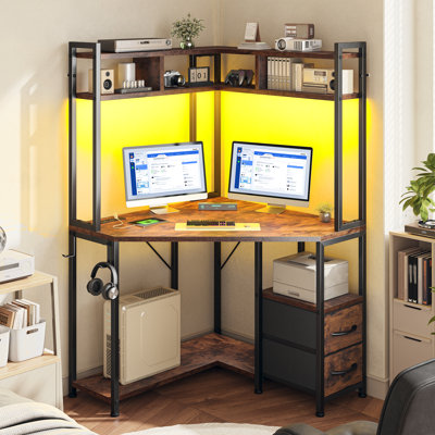 Bureau de jeu d'ordinateur de coin peu encombrant avec lumières DEL, prises de courant et tablettes