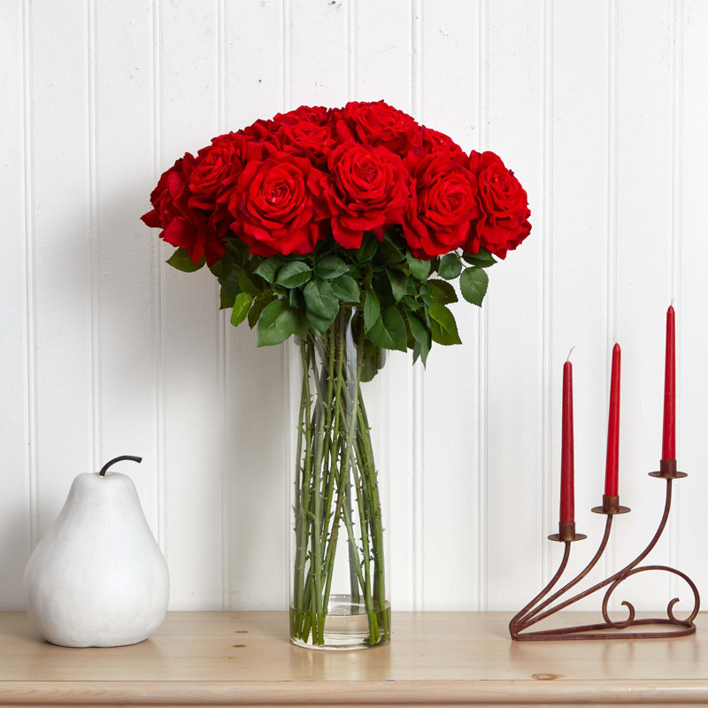 Giant Roses Floral Arrangement in Vase