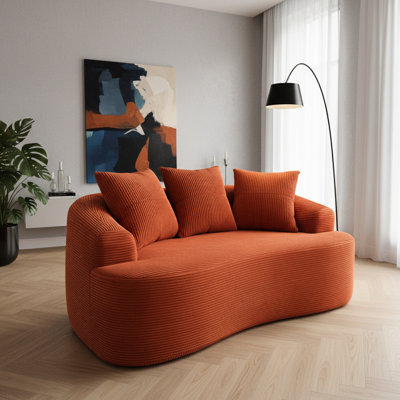 Canapé incurvé de 166 cm (65,33 po) en velours côtelé rouge-orange, coussins à ressorts ensachés, 3 coussins décoratifs, coin lecture relaxant, velours côtelé, reprise rapide de forme