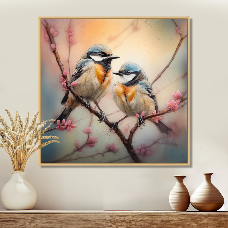 Deux oiseaux bleus sur un arbre en fleurs II - Art mural floral pour salon, H 24 po x l 24 po, Cadre flottant érable