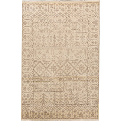 Hand-Knotted High-Quality Beige Area Rug