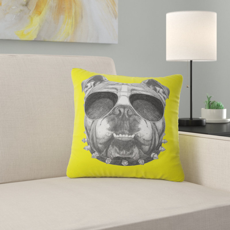Drôle de bouledogue anglais avec collier - coussin imprimé animal, 16 po x 1 po, Coussin décoratif