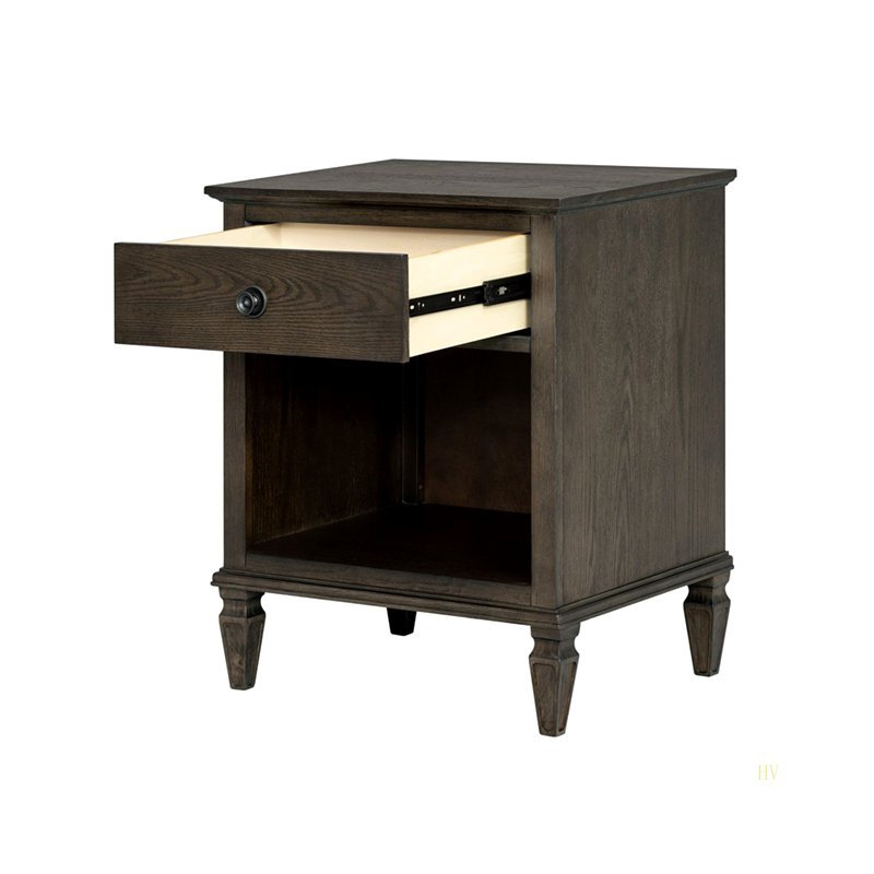Table de chevet d'inspiration française avec rangement ouvert
