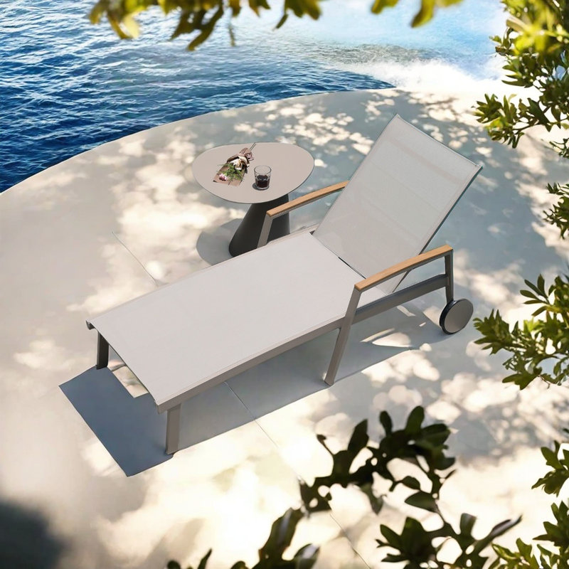 Ensemble de chaises longues d'extérieur en alliage d'aluminium avec table