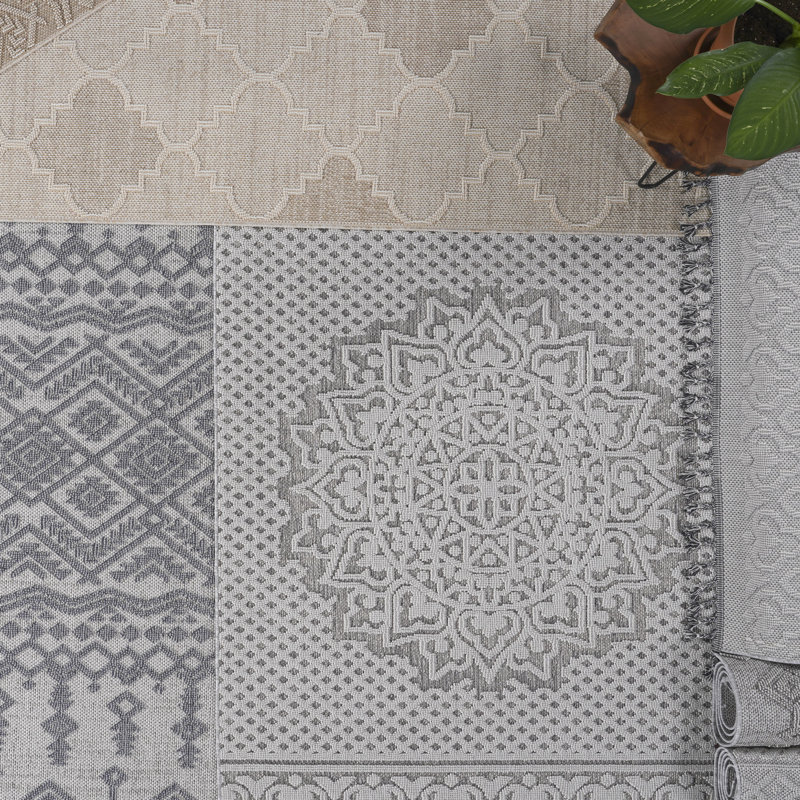 2X8 Cream/Trellis Area Rug - Decorate Your Space Stain And Non-Shedding Suitable For Multiple Rooms & Pet Easy To Clean 0.28 Inches Pile Cotton Backing Polypropylene Material Collection Cream Trellis