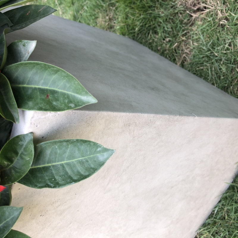 Boîte à fleurs en béton Wabbaseka, H 10 po x l 10 po x P 10 po, Béton vieilli
