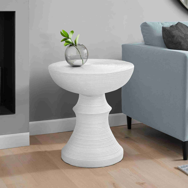 Table d'appoint, Blanc