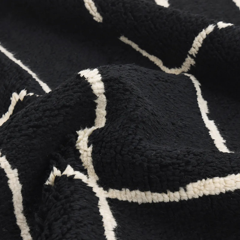Tapis rectangulaire noir / blanc en coton / laine noué à la main Hoxton, Rectangle 8 pi x 10 pi