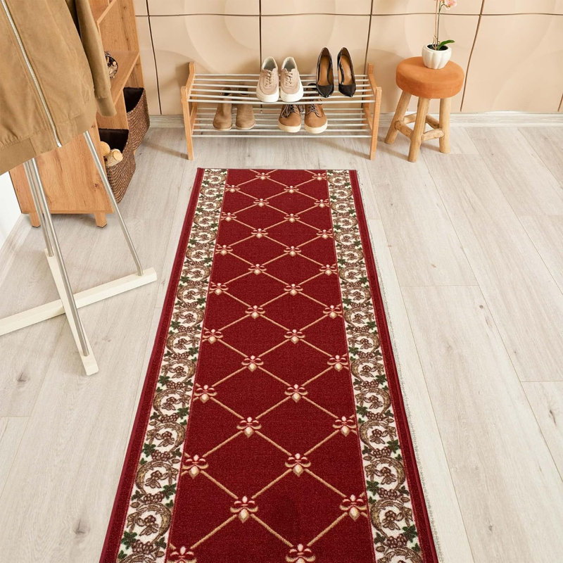 Tamelia Floral Indoor Rug, Runner 2'2" x 7'