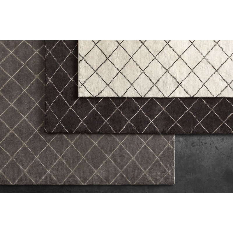 Gaia Hand Knotted Wool Geometric Area Rug in Charcoal/White, Rectangle 7'9" x 10'6"