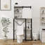 Armoire de rangement au-dessus de la toilette
