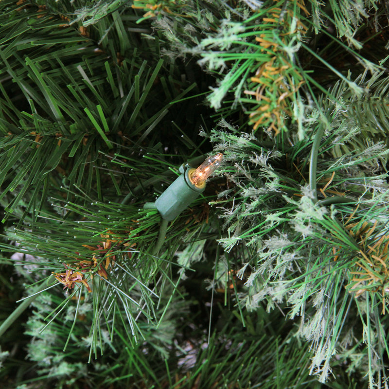 Arbre de Noël artificiel pin 4,5 po pré-éclairé en cachemire avec lumières claires Dura-Lit 4,5 pi