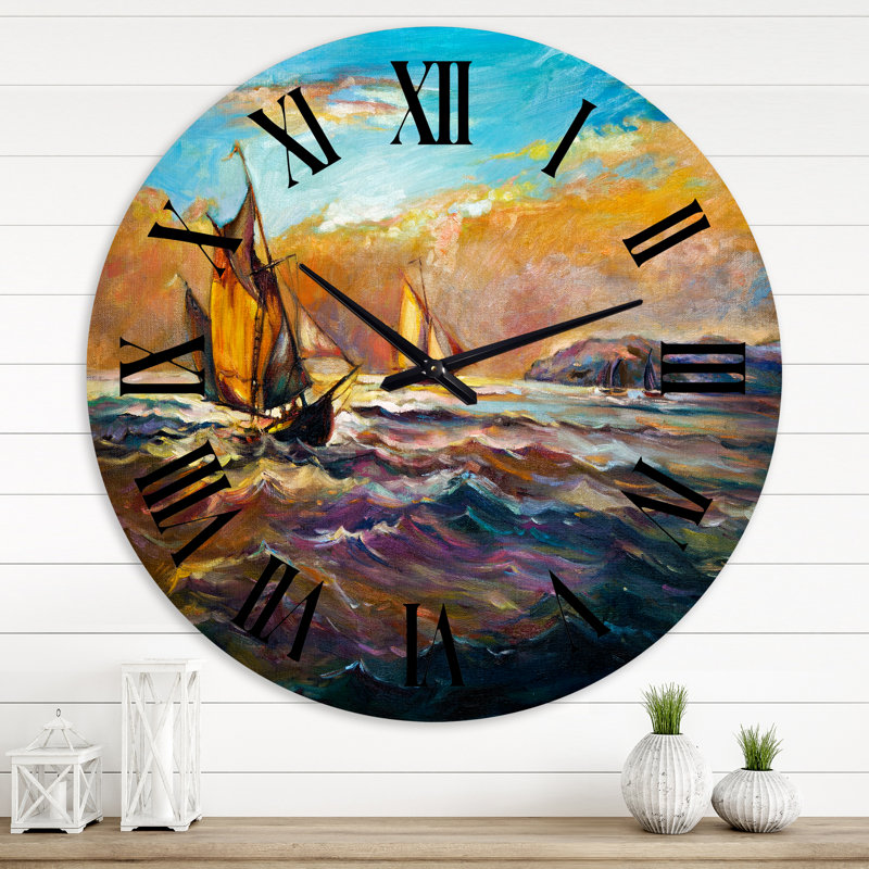 Bateaux sur l'océan pendant le coucher du soleil II - horloge murale nautique et côtière, Moyenne