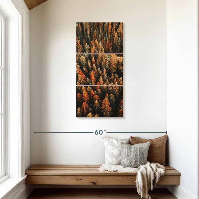 Forêt de pins en automne, H 44 po x l 21 po