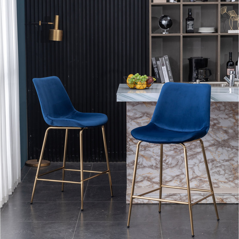 2 tabourets à hauteur de comptoir en velours bleu 26,50 - Fabrication classique et stable de 2 tabourets, fabrication en métal, conception précise pour le style