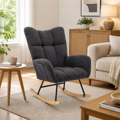 Chaise berçante grise à oreilles en tissu gris avec poches de rangement latérales Base en bois massif et structure d'allaitement en métal