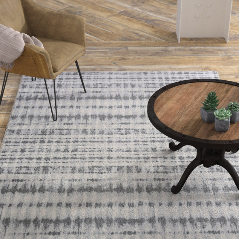 Tapis gris tissé Hrachuhi, Rectangle 5 pi 3 po x 7 pi 6 po