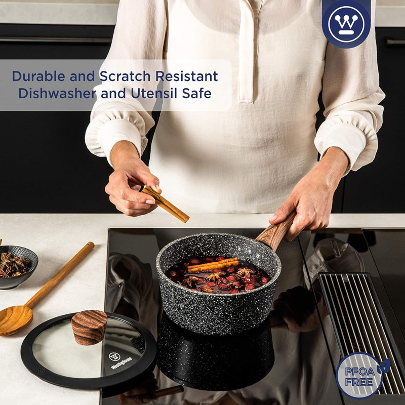Yuliana 2.4L Non-Stick Saucepan