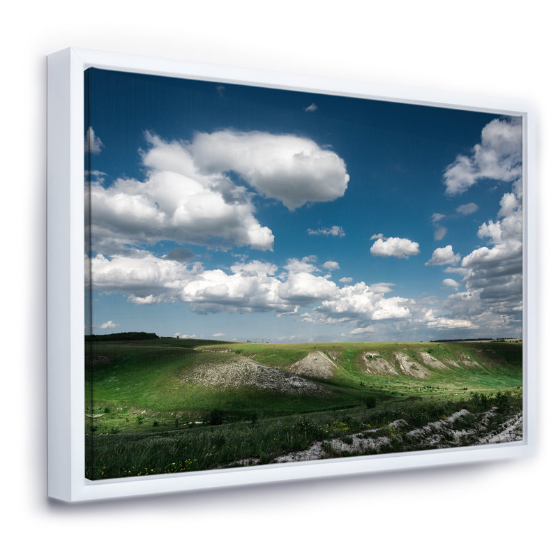 «Sky with Clouds on Mountain Horizon», reproduction de photo sur toile, H 36 po x l 46 po x P 1,5 po, Toile blanche encadrée