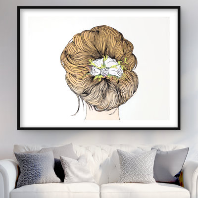 Dame avec des fleurs aux cheveux blonds | Beige Woman, reproduction encadrée