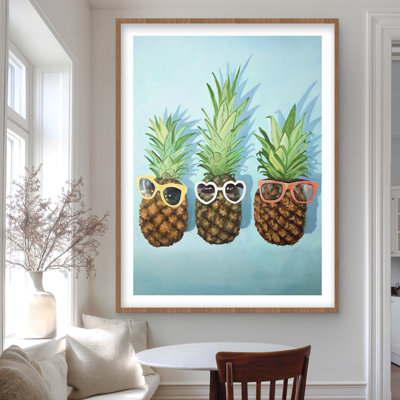 «Summer Pineapples - Exotic Children», reproduction d'art encadrée | Décoration