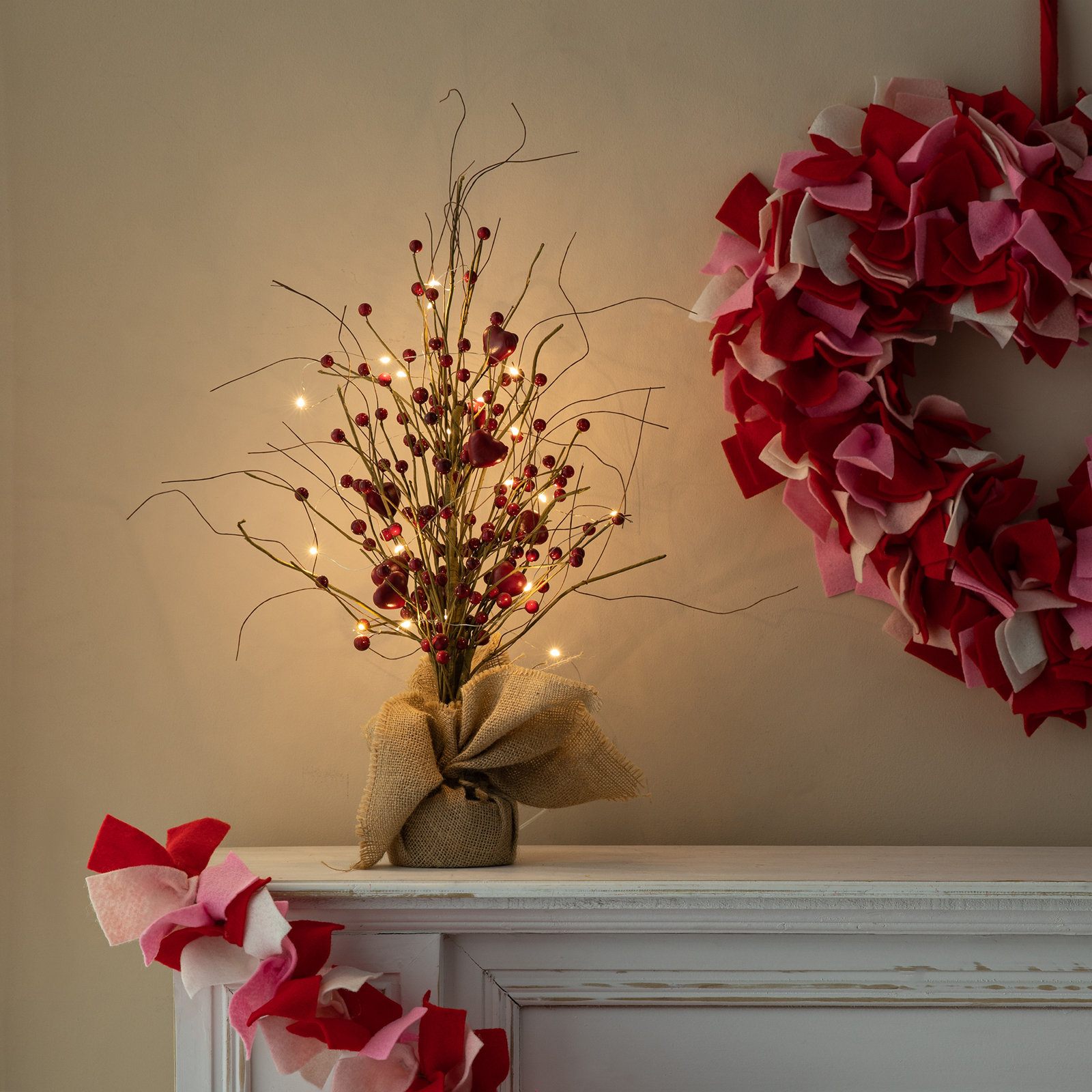 Valentine's Berry Heart Table Tree