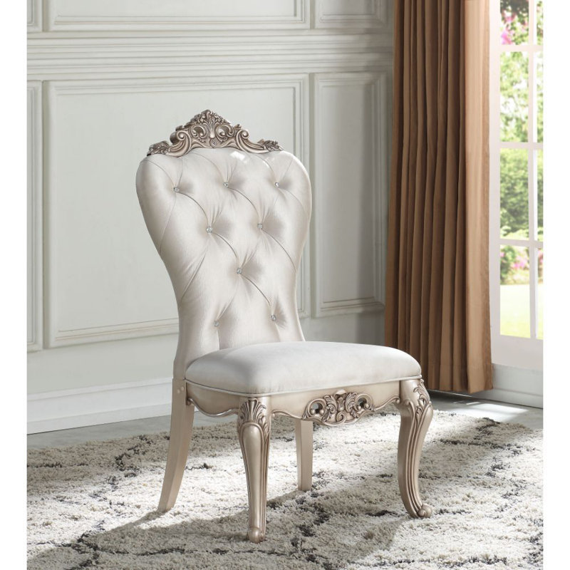 Chaise d'appoint rembourrée en tissu Portis