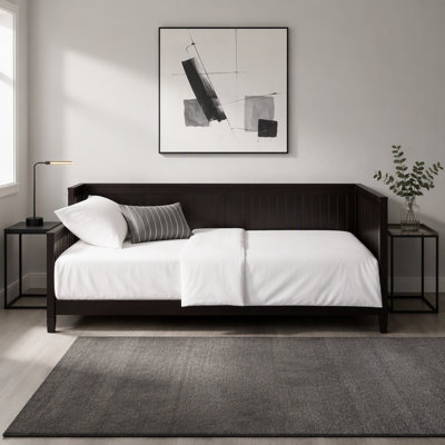 Versatile Wood Daybed/Sofa Bed for Relaxation and Comfort, Combining Classic Design with Practical Functionality