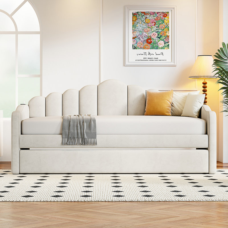 Upholstered Daybed With Trundle