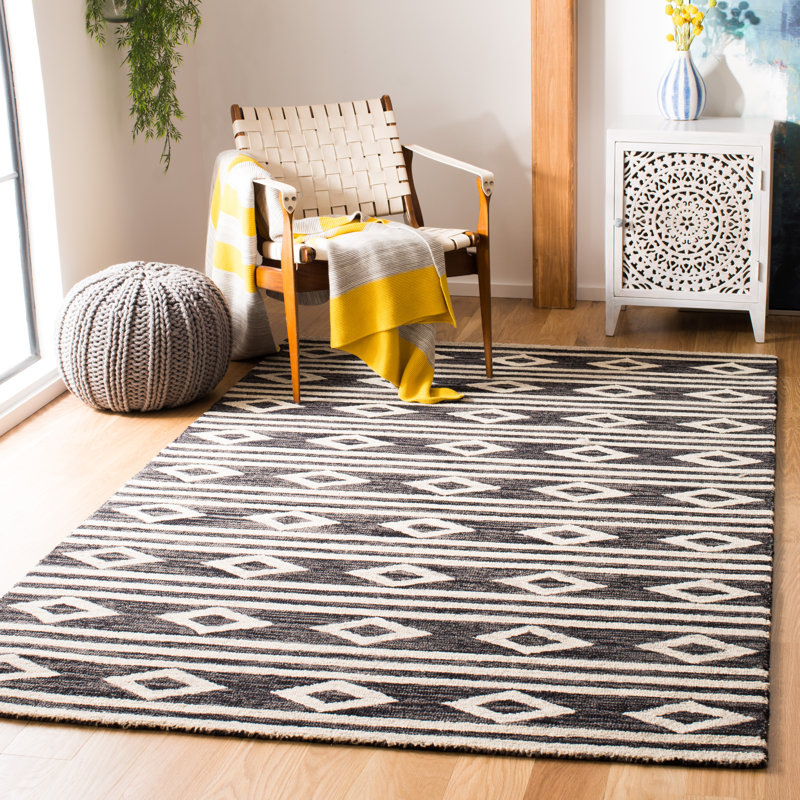 Tapis en laine touffeté à la main Vedika, Rectangle 4 pi x 6 pi
