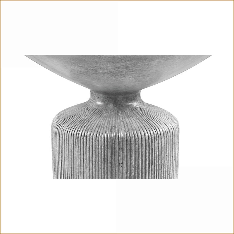 Table basse en fibre de béton gris patiné avec base piédestal, durable et amp; Polyvalent pour une utilisation intérieure / extérieure