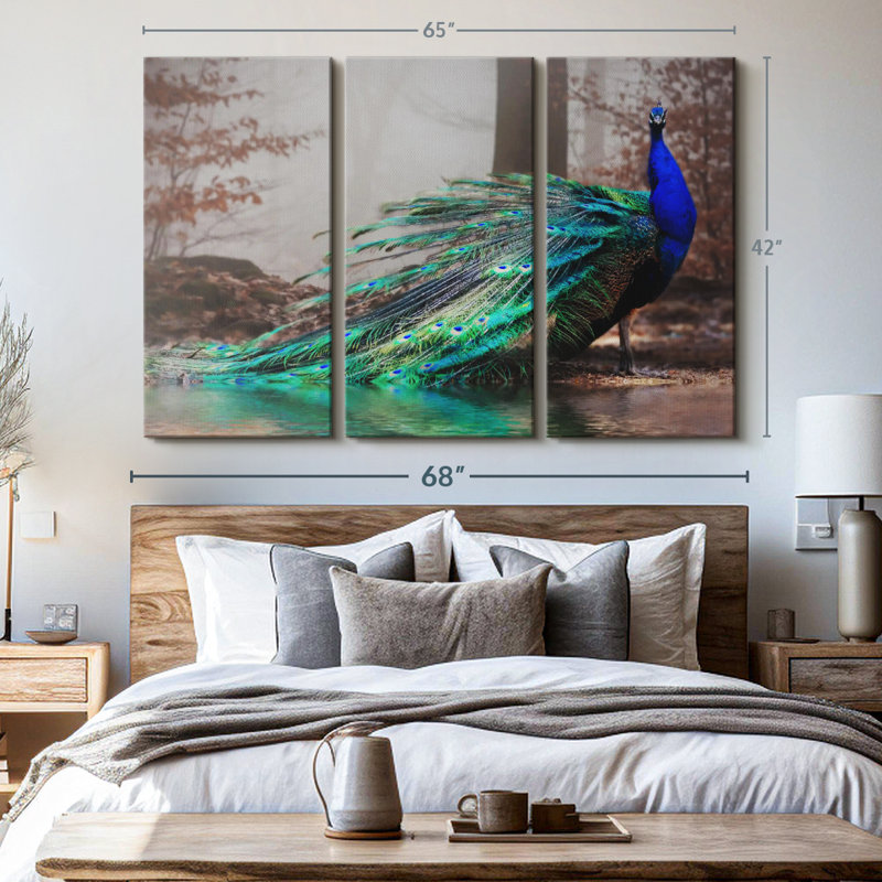 «Elegant Blue Peacock» sur toile, H 42 po x l 65 po x P 1,25 po