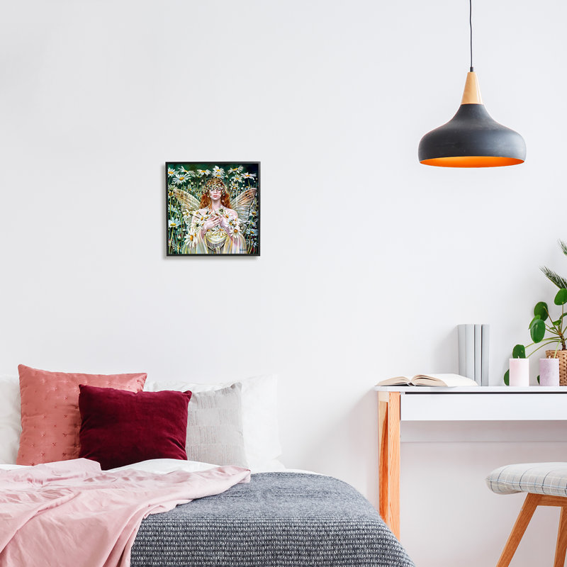 Champ de marguerite féerique par Sheila Wolk, H 12 po x l 12 po, Giclée encadrée noir minuit
