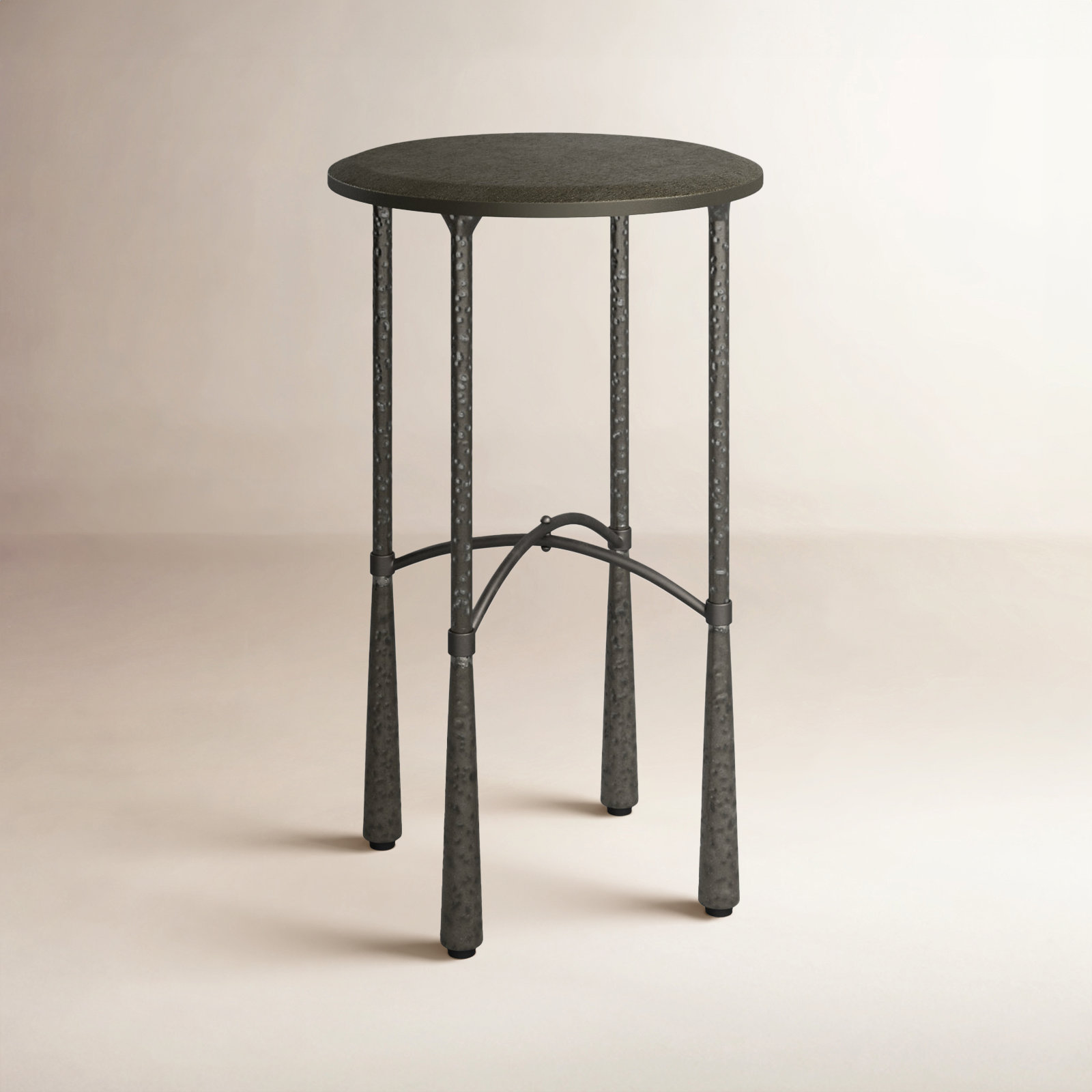 Agora 17" Mango End Table