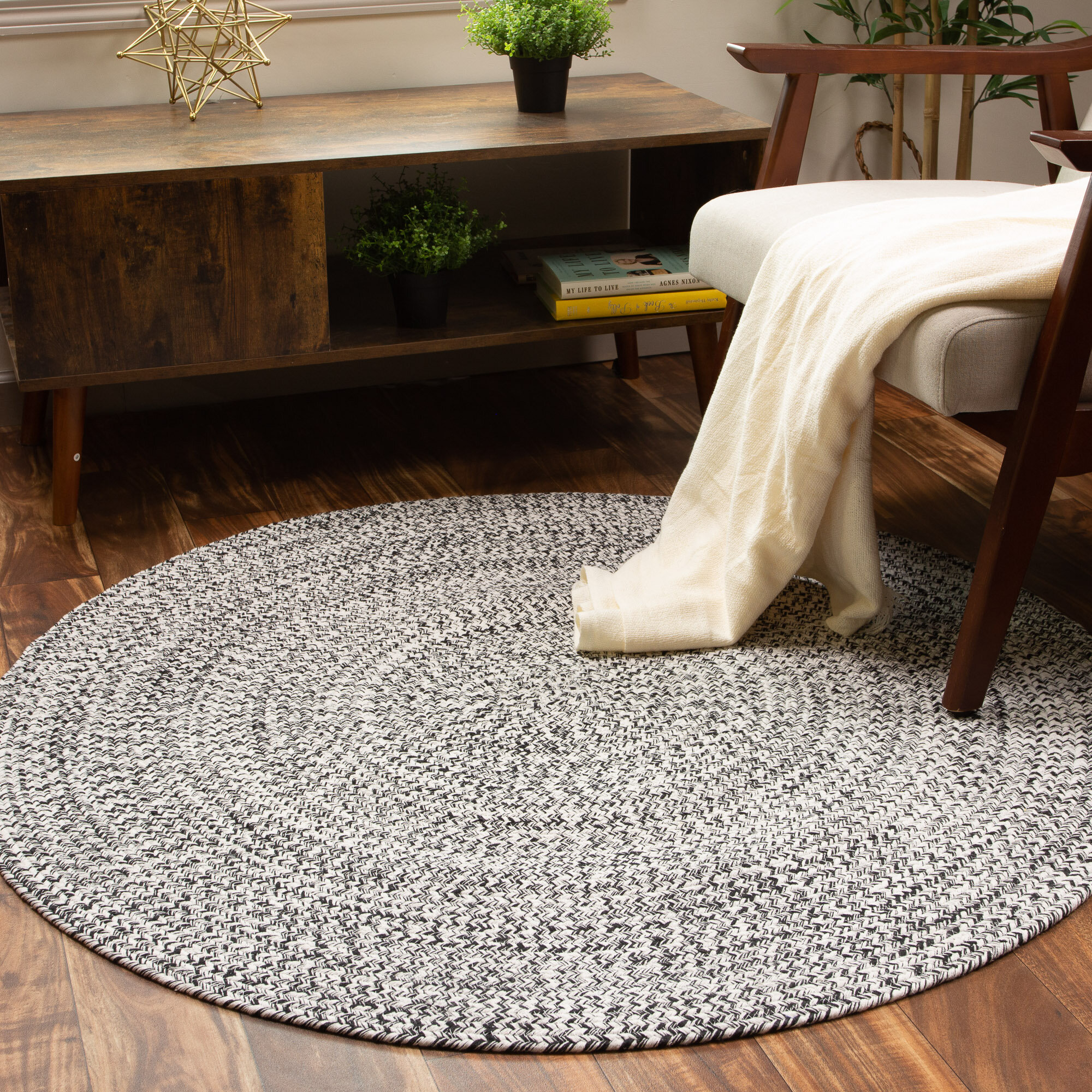  SUPERIOR Hand-Braided Wool Indoor Large Area Rug, Rustic  Style, Home Floor Decor for Living Room, Kitchen, Dining, Bedroom, Dorm,  Office, Nursery, Cotton Backing, Aero Collection, Black, 5' x 8' 