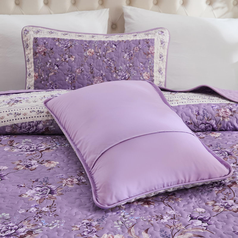 3-Piece Antique Rose Floral Quilt Set Lightweight Soft Microfiber Coverlet with Pillowcases for All Seasons, Purple