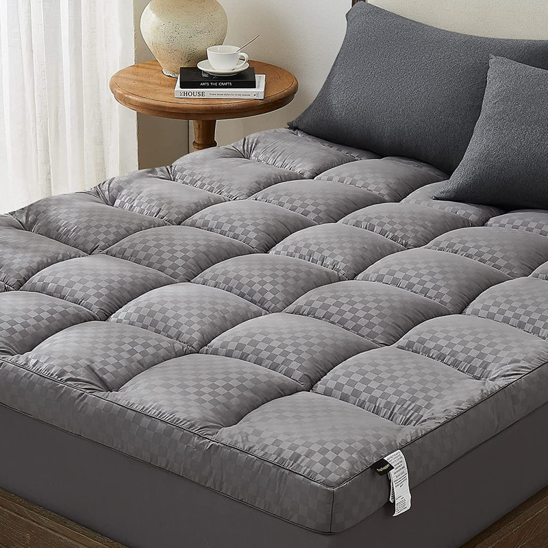 Surmatelas chauffant en polyester 3 po Bowerbank, Grand lit court