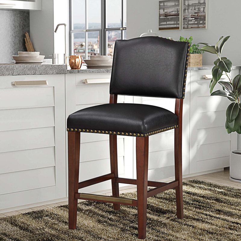 Revêtement de luxe Armandina, confort moderne et élégance classique, Simili cuir brun foncé