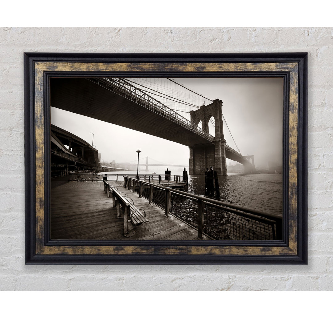 Under The Brooklyn Bridge - Einzelne Bilderrahmen Kunstdrucke