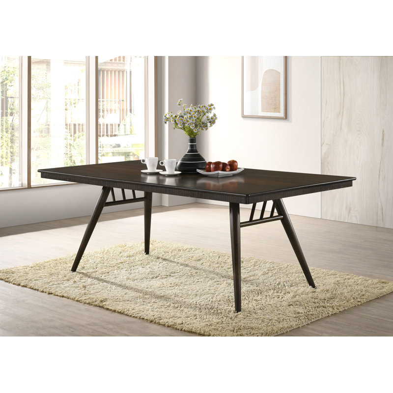 Guyanne Roseanne Brown Rectangular Dining Room Set, 7 Piece