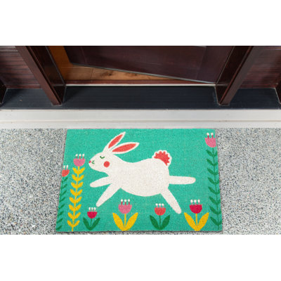 Tapis de porte d’extérieur anti-dérapant 30" x 18" à jardin folk lapin Strandquist