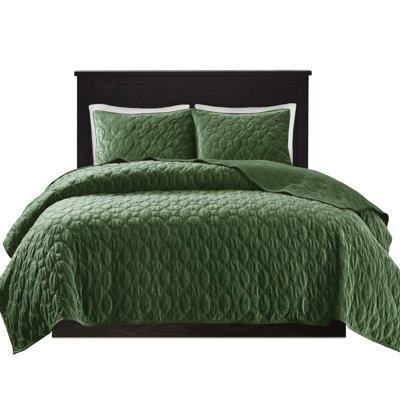 King Size Velvet Quilt - 3 Pieces With Geometric Quilting, Adds Warmth And Elegance To Your Bedroom Space, 1 Quilt, 2 Shams, Cotton Filled Piece For Quilting A Cozy Warm Bedroom, Good Night