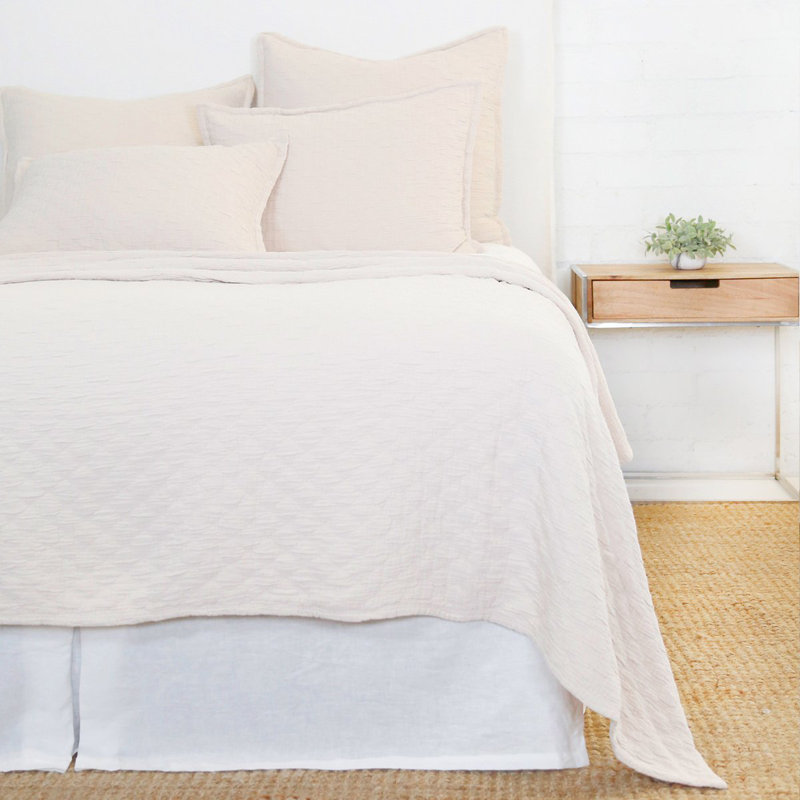 Blush Cotton Twin Matelassé Coverlet with Diamond Pattern