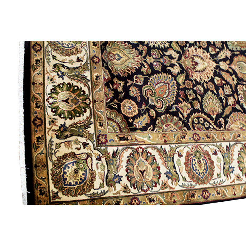 Hand Knotted Wool Oriental Area Rug