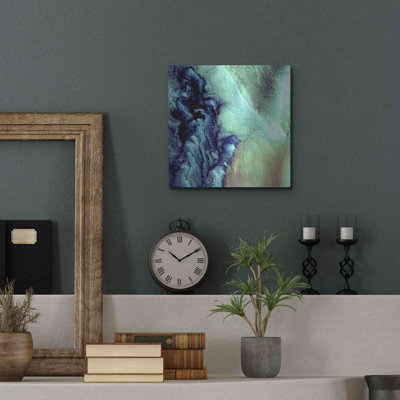 Art mural en métal «Earth as Art: Aleutian Clouds» par Brayden Studio®