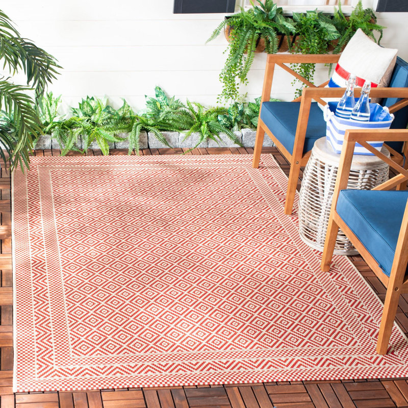 Arneshia Geometric Beige/Red Indoor / Outdoor Area Indoor/Outdoor Area Rug, Rectangle 4' x 5'7"