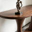 Console en bois massif de style médiéval-129845899