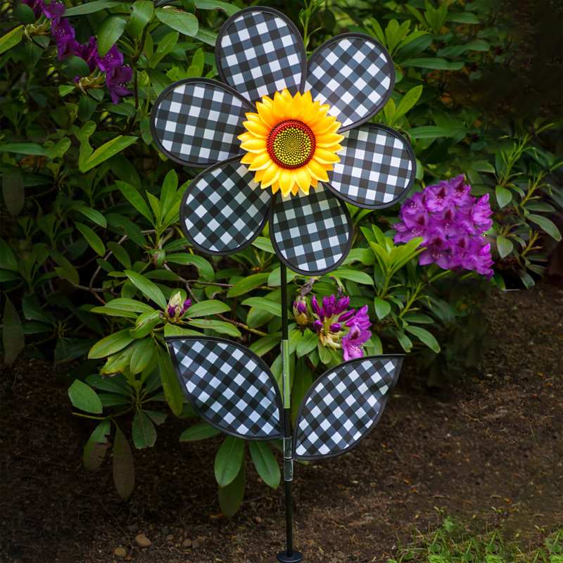 16-Inch Gingham Sunflower Spinner