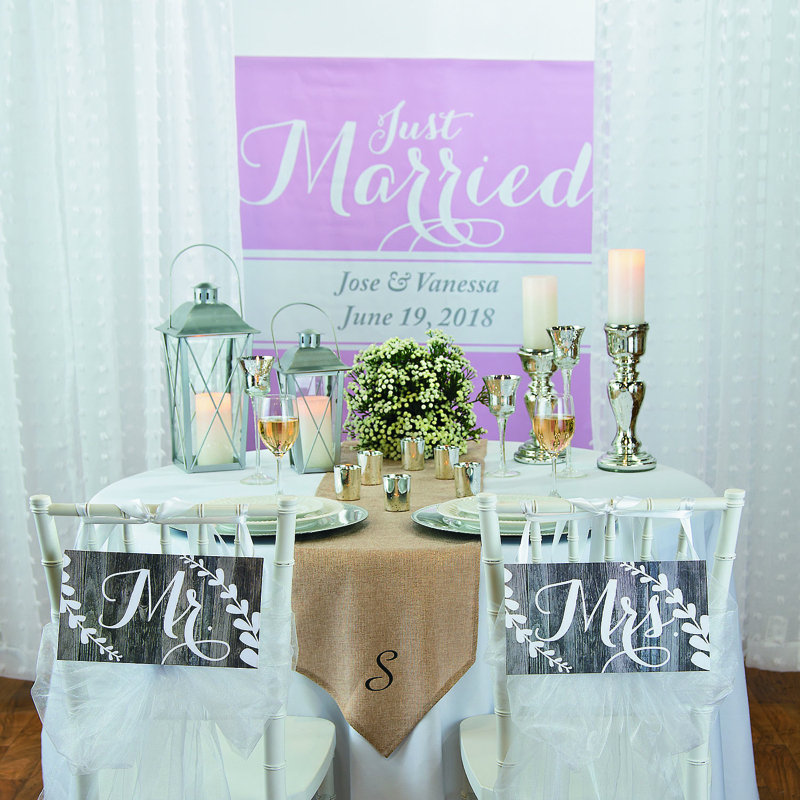 Backdrops & Signs